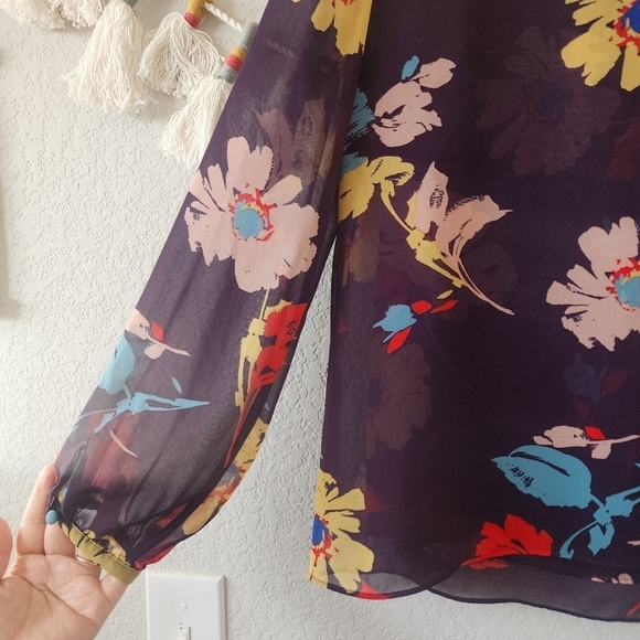 Cabi Juliet Ruffle Semi Sheer Floral Long Sleeve Top Business Casual Modest M - Picture 8 of 11